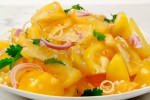 Салат из помидоров и огурцов