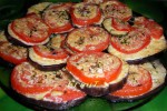 Баклажаны с помидорами и чесноком