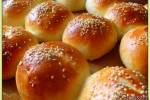 Булочки с начинкой и без