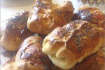 Булочки с начинкой и без